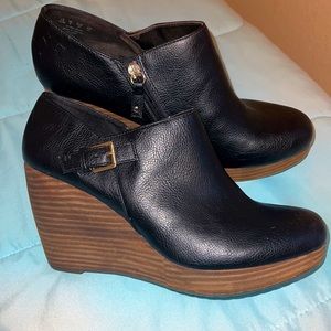 Dr. Scholls wedge bootie size 11